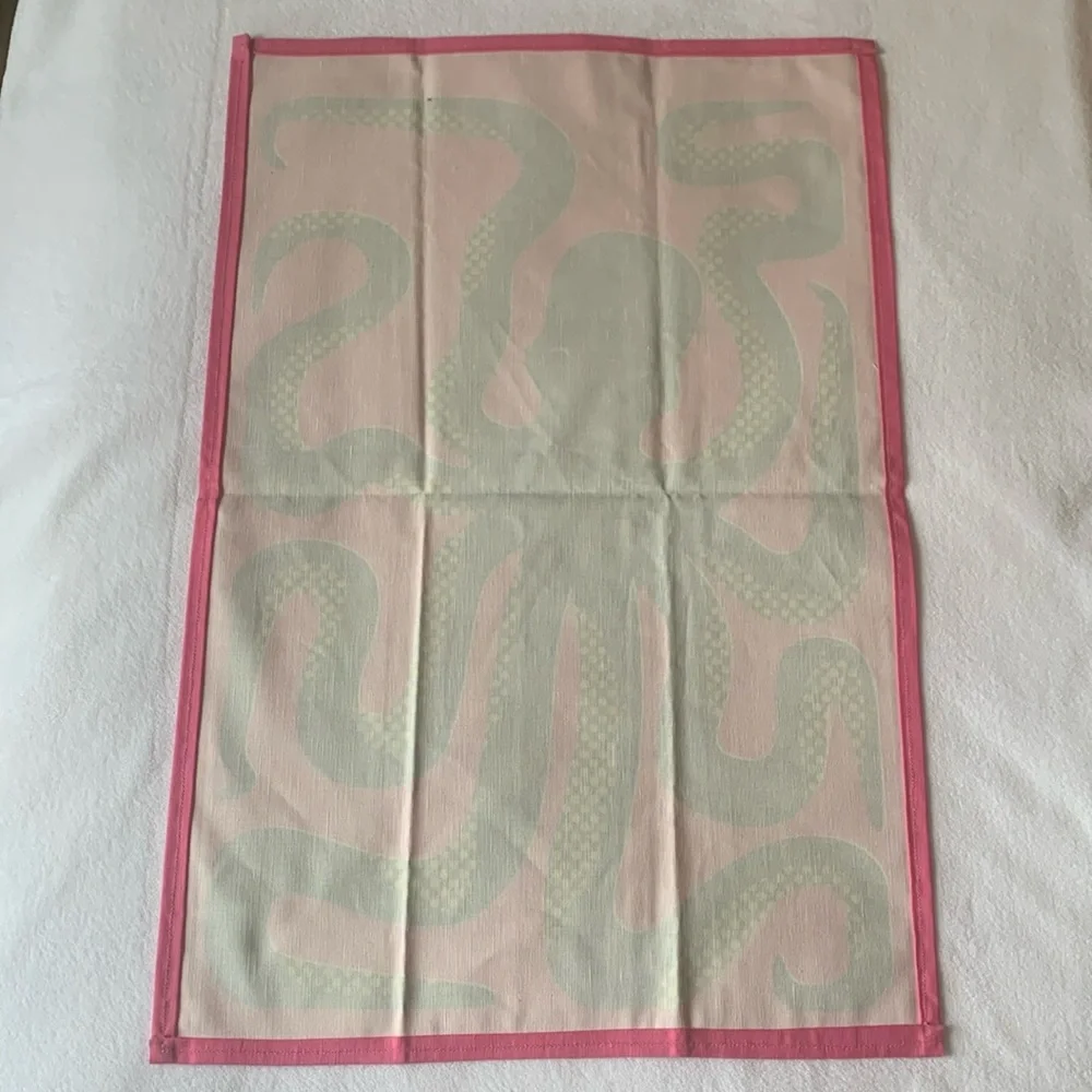 NEW handmade tea towel pop octopus tea towel 16”x24”